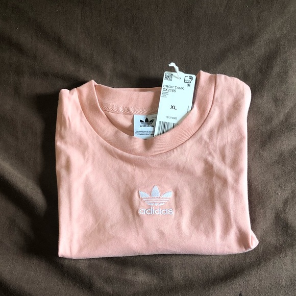 adidas Tops - Adidas peach 🍑 dust pink crop tank
